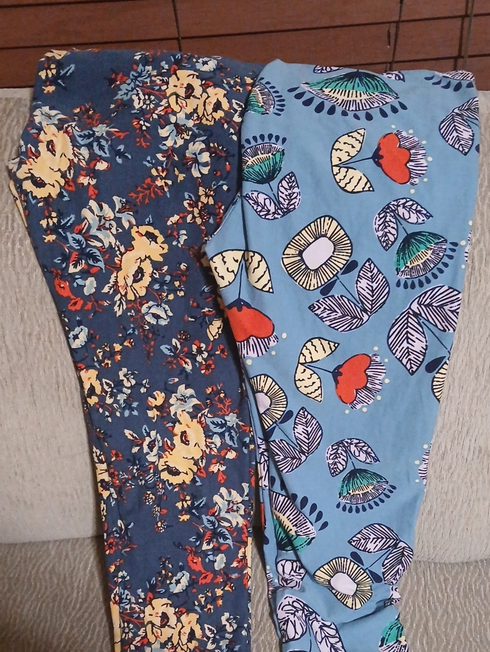 2 Pair LuLaRoe Floral & Botanical Print Leggings in Navy and Light Blue